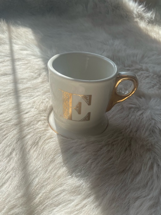 Anthropologie Other - Anthropologie Monogram E Gold + Cream Ceramic Mug